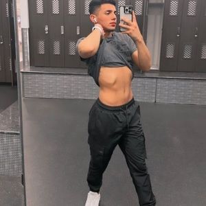 Meet your Posher, Kevin